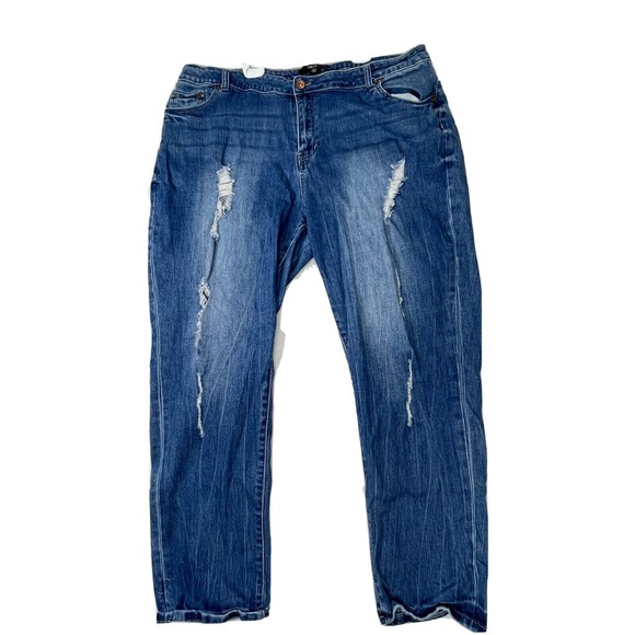 Ellos Women’s Plus Size‎ 18 Frayed Destructed Stretch Ankle Cropped Jeans - Picture 1 of 12